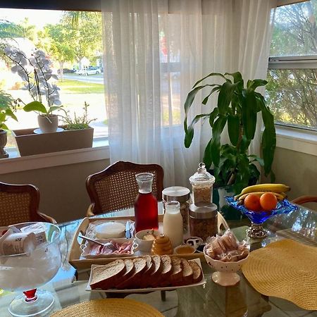 Villa Olivia Guest Rooms Hollywood Zewnętrze zdjęcie