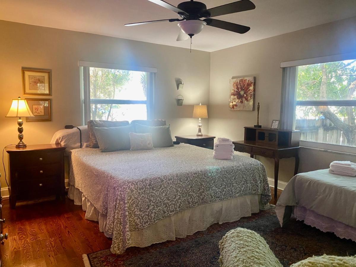 Villa Olivia Guest Rooms Hollywood Zewnętrze zdjęcie